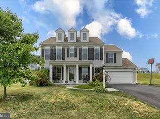 7050 Woodsman Dr, Harrisburg, PA 17111