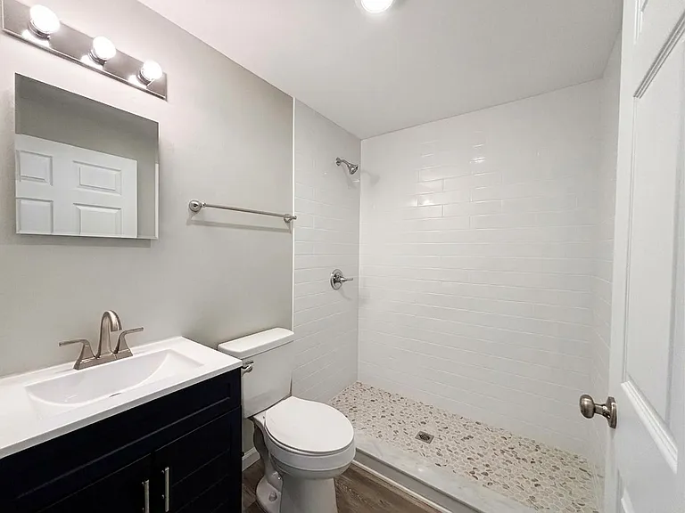 115 SW Avenue F #B — Photo 8