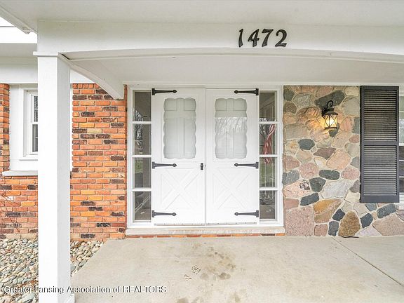 5th image of 1472 Meadowbrook Ln