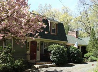 199 Old Highway Rd, Southbury, CT 06488