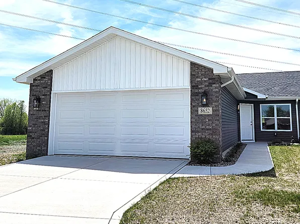 8652 Madison St, Merrillville, IN 46410