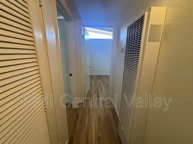 944 Bridgewood Way — Photo 24