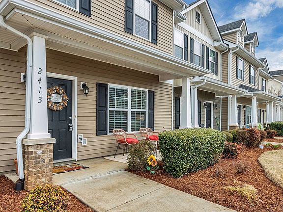 2nd image of 2413 New Holland Cir