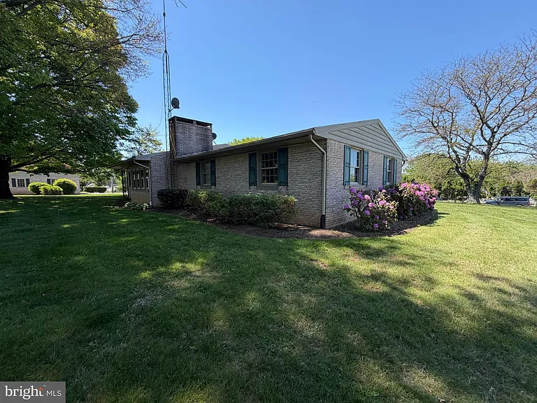 2381 Beaver Valley Pike — Photo 4