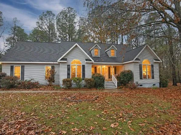 1109 Saddle Hill Rd, Greenwood, SC 29646