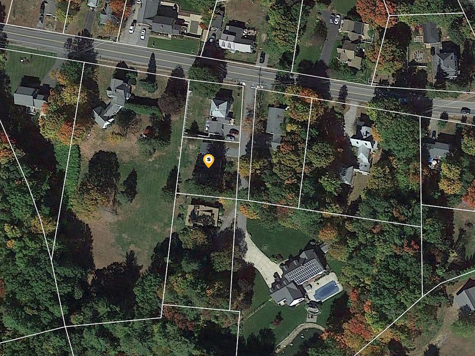 2nd image of 3 Cheney Ln