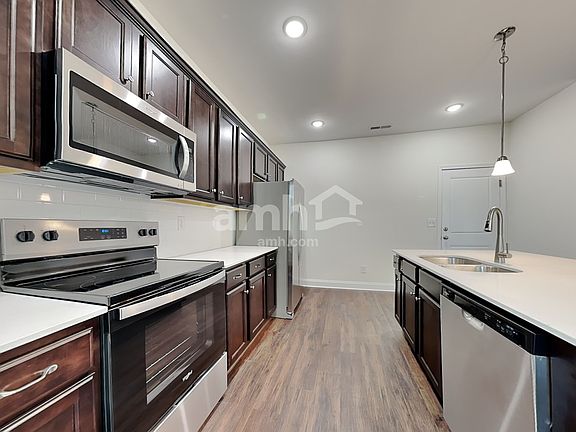 4th image of 14026 Belle Mont Dr