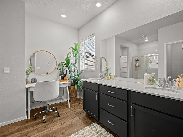 4622 S Frosty Ln — Photo 15