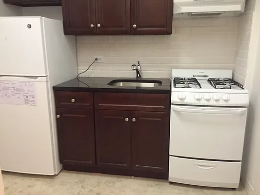 Rented by RV Realty | media 21