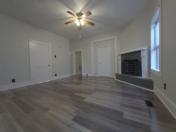 5th image of 127 Poplar Ave #1