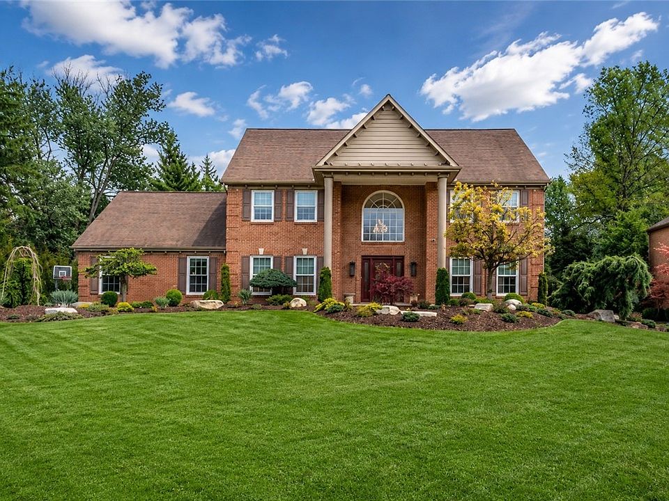 1st image of 209 Redwood Dr