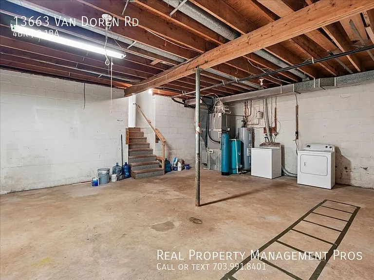 13663 Van Doren Rd — Photo 32