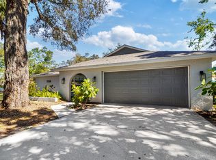 1150 Waterfall Dr, Spring Hill, FL 34608