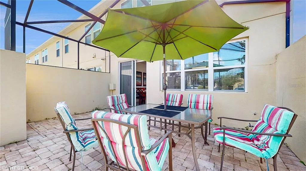 4 bed, 3.5 bath, 1782 sqft, $2,600 — Photo 4