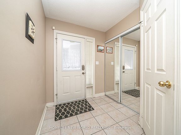 5th image of 26 Cape Breton Ct