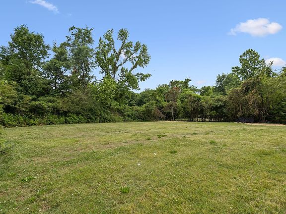 2nd image of 1306 Allen Rd