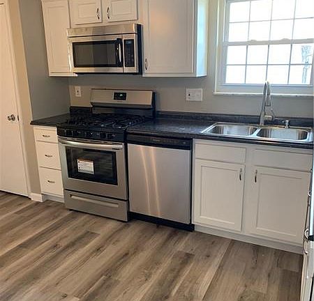 4th image of 107 Glacier Ct
