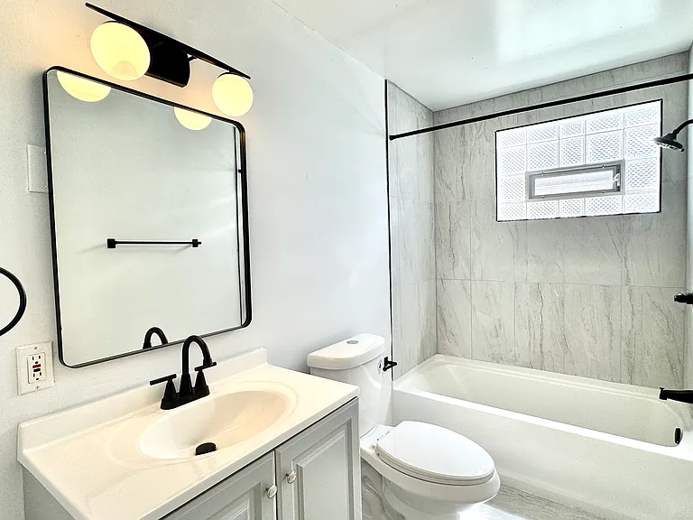 2919 Pioneer Ave #1 — Photo 9