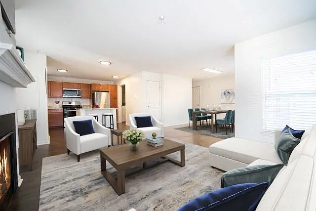 Huntington Townhomes — Photo 14