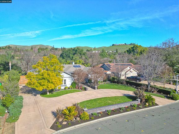 2nd image of 3 Rachel Ranch Ct