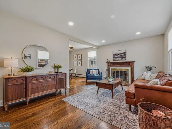 102 E Redding St, Middletown, DE 19709