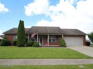4005 Paddock Loop, Lawrenceburg, KY 40342