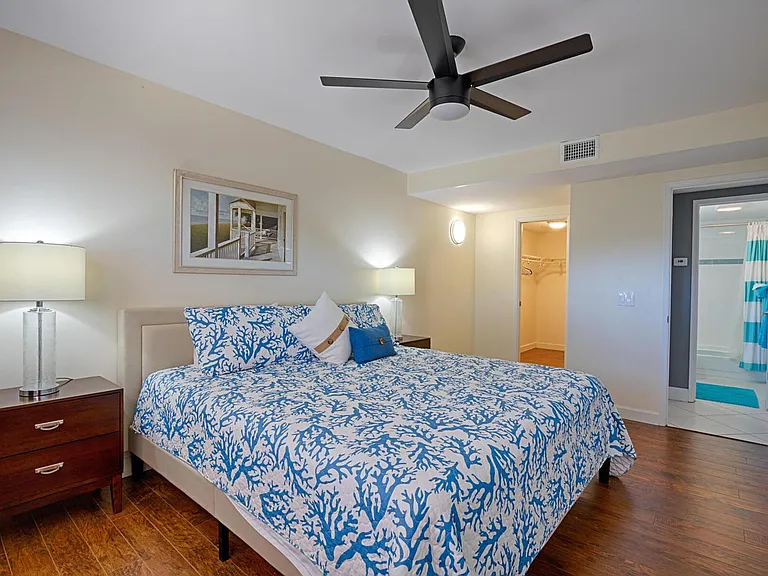 1819 Shore Dr S #103 — Photo 4