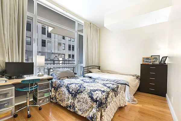 Sold by Nest Seekers International | media 9