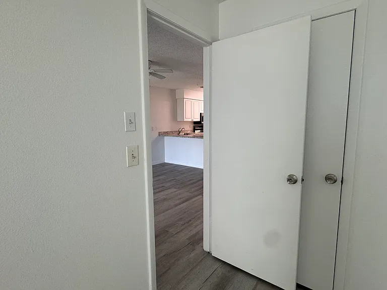 6428 Hamlet Dr #A — Photo 18