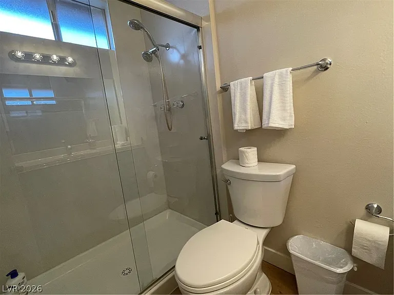 3823 El Camino Rd — Photo 19