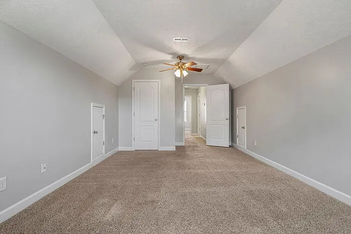 2105 Calista Cir — Photo 41