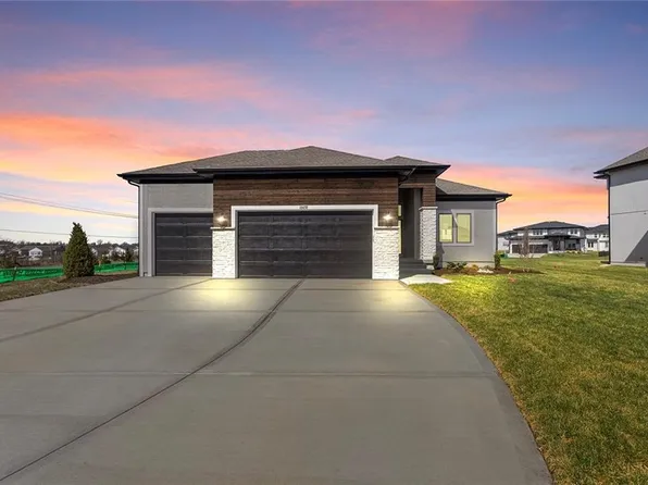 13472 W 177th St, Overland Park, KS 66013