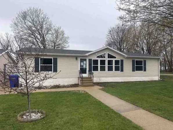 400 Lincoln Dr, Oelwein, IA 50662