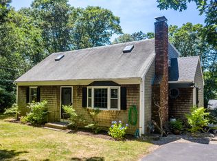 35 Lakewood Dr, Harwich, MA 02645