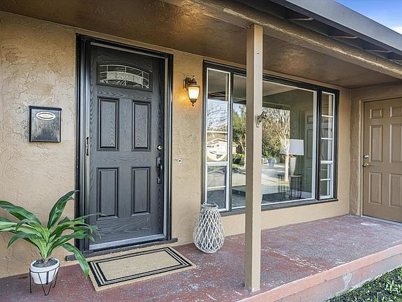 3rd image of 2630 Valley Center Drive