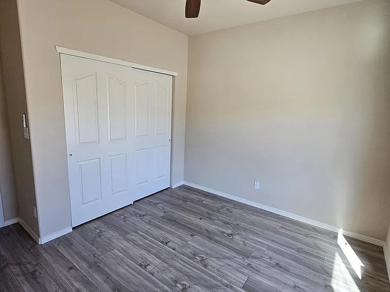 2217 Furtherpoint Pl — Photo 20