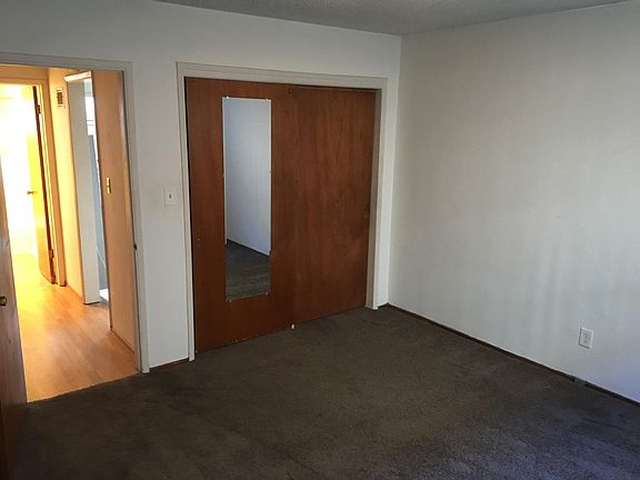 4th image of 3778 Grim Ave