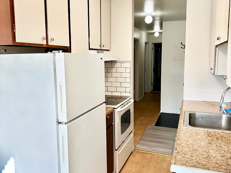 1728 12th Ave S #2 — Photo 5