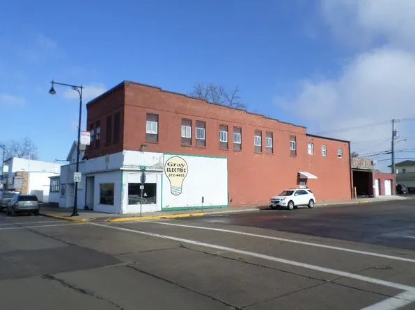 320-322 Superior Ave, Tomah, WI 54660
