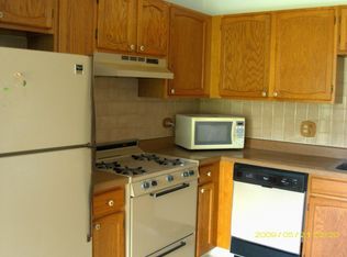 660 Cumberland Trl APT AA1, Roselle, IL 60172