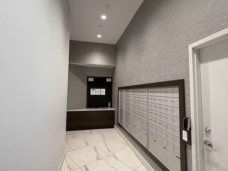1501 Foster St — Photo 15
