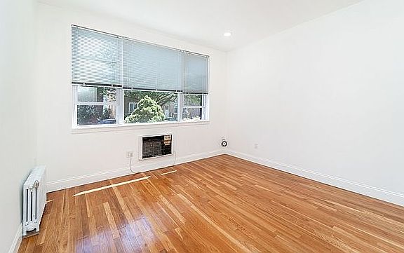 5th image of 23-72 27th St #1E