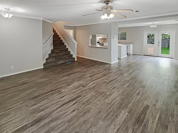 5th image of 519 Stone Gate Dr