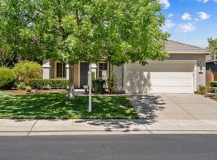 572 Watercourse Ln, West Sacramento, CA 95605