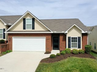 7001 Pemmbrooke Shire Ln, Knoxville, TN 37909