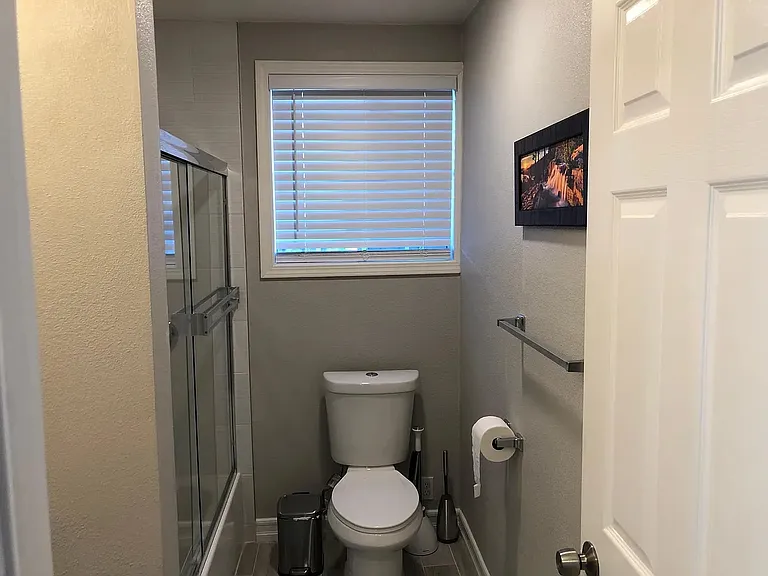 1057 Shamrock Dr — Photo 14