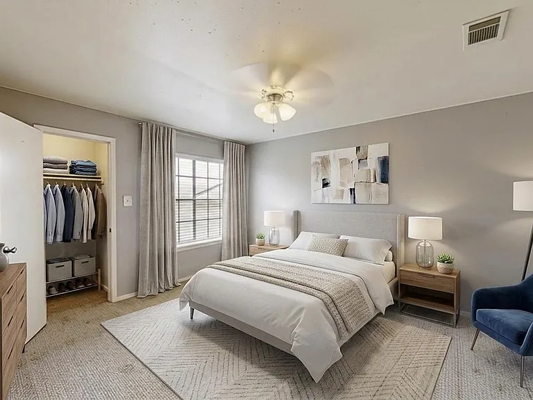 Hill Country Apartments — Photo 18