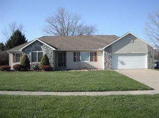 600 Cedar St SW, Demotte, IN 46310