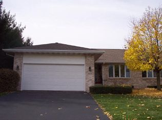 1110 Fox Chase Ln #9A, Rockford, IL 61107