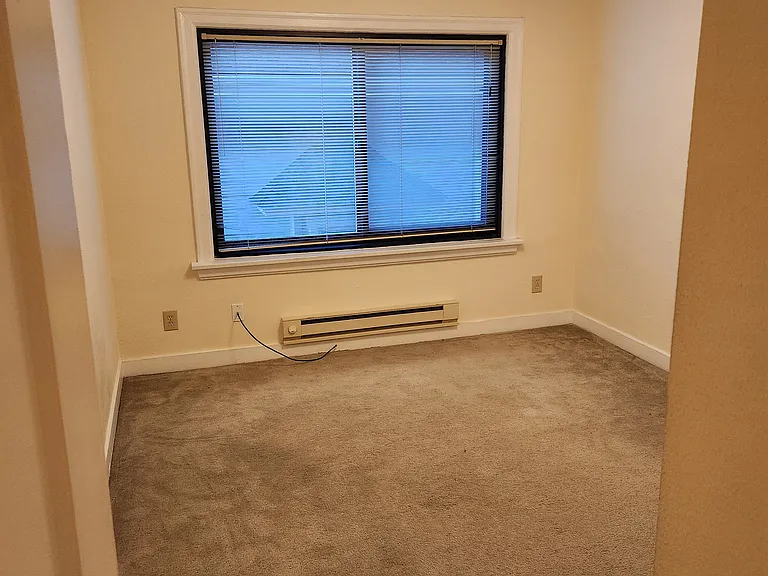 2329 10th Ave E #301 — Photo 8